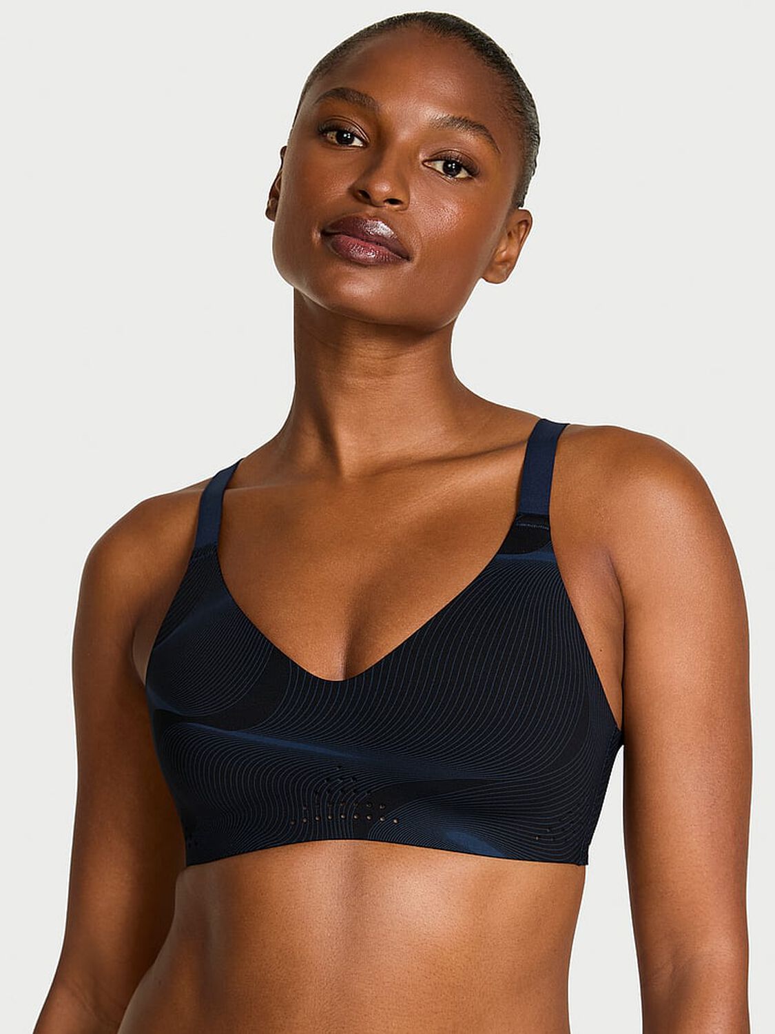 vs Vsx VSX Featherweight&trade; Medium V-Neck Sports Bra Blue Marble 1 of 3 