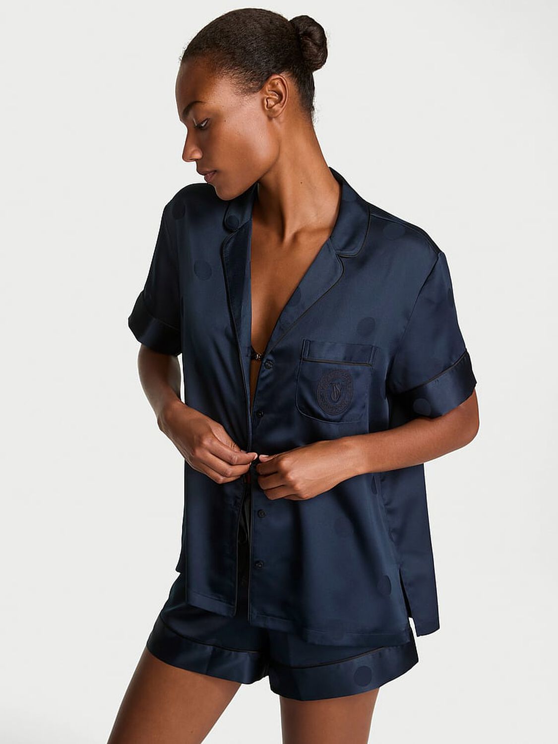 vs Victoria's Secret Glazed Satin Short Pajama Set Large Dot Dark Twilight Jacquard 1 of 4 