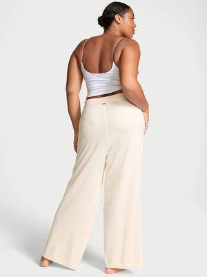 Luxe Cr&egrave;me Knit Lounge Pants