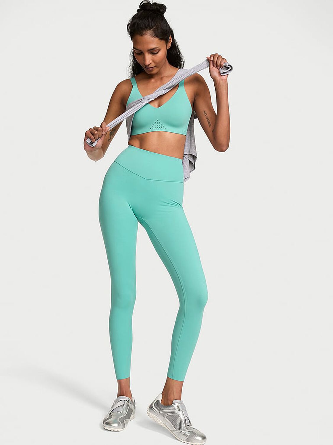 vs Vsx VSX Elevate&trade; Legging Dusty Turquoise 1 of 2 