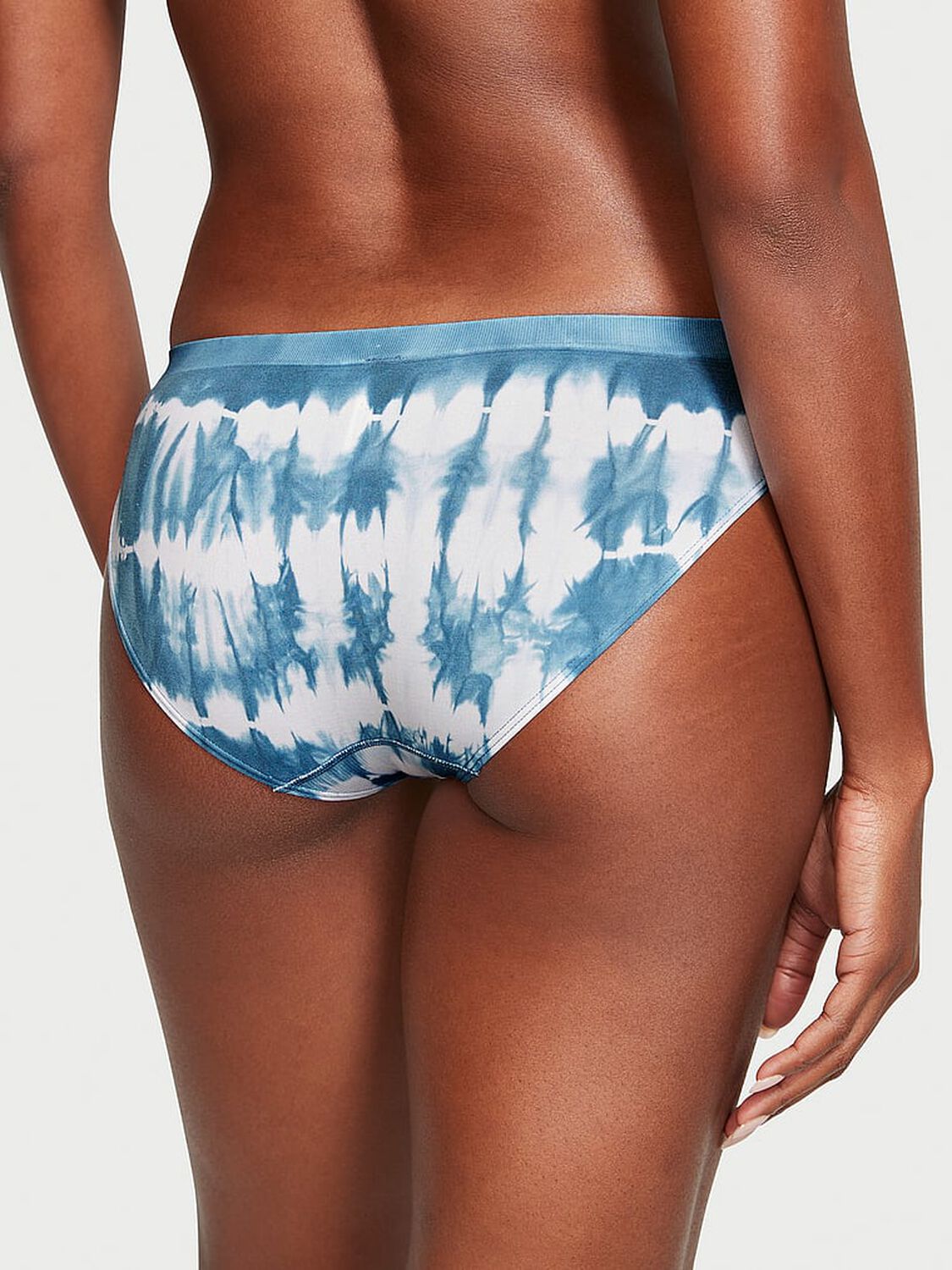 vs Seamless Seamless Bikini Panty 2 of 3 