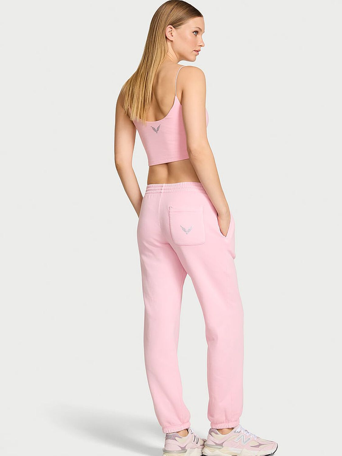 vs Angel Essentials Off-Duty Fleece Jogger Sweatpant Pretty Blossom 2 of 3 