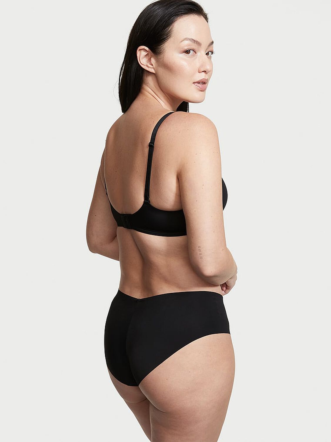 vs No-Show No-Show Hiphugger Panty Black 4 of 4 