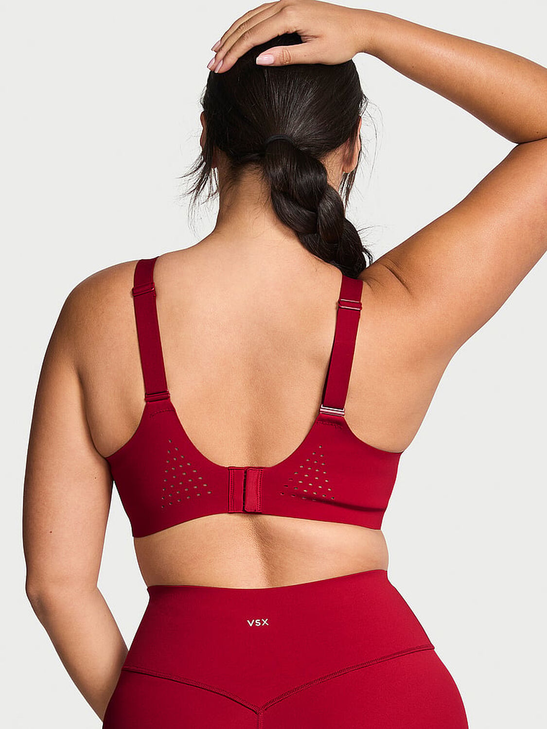 vs Vsx VSX Featherweight™ Medium V-Neck Sports Bra Red Lacquer 2 of 2 