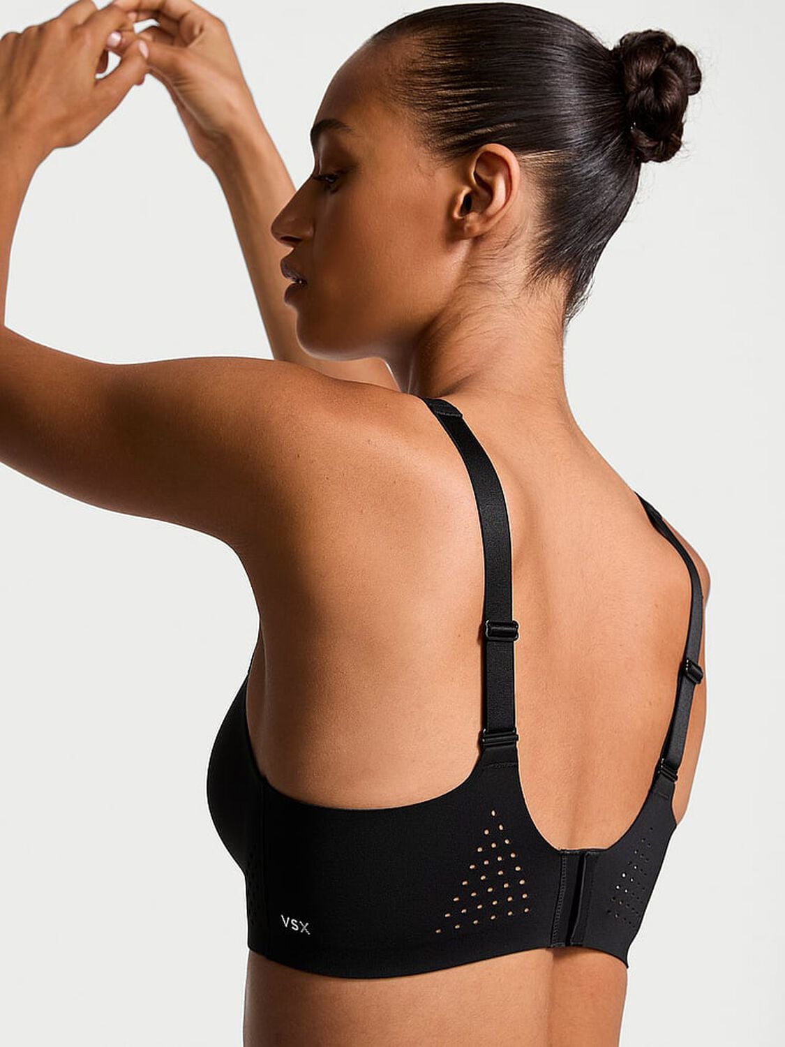 vs Vsx VSX Featherweight Max&trade; Sports Bra Black 2 of 3 