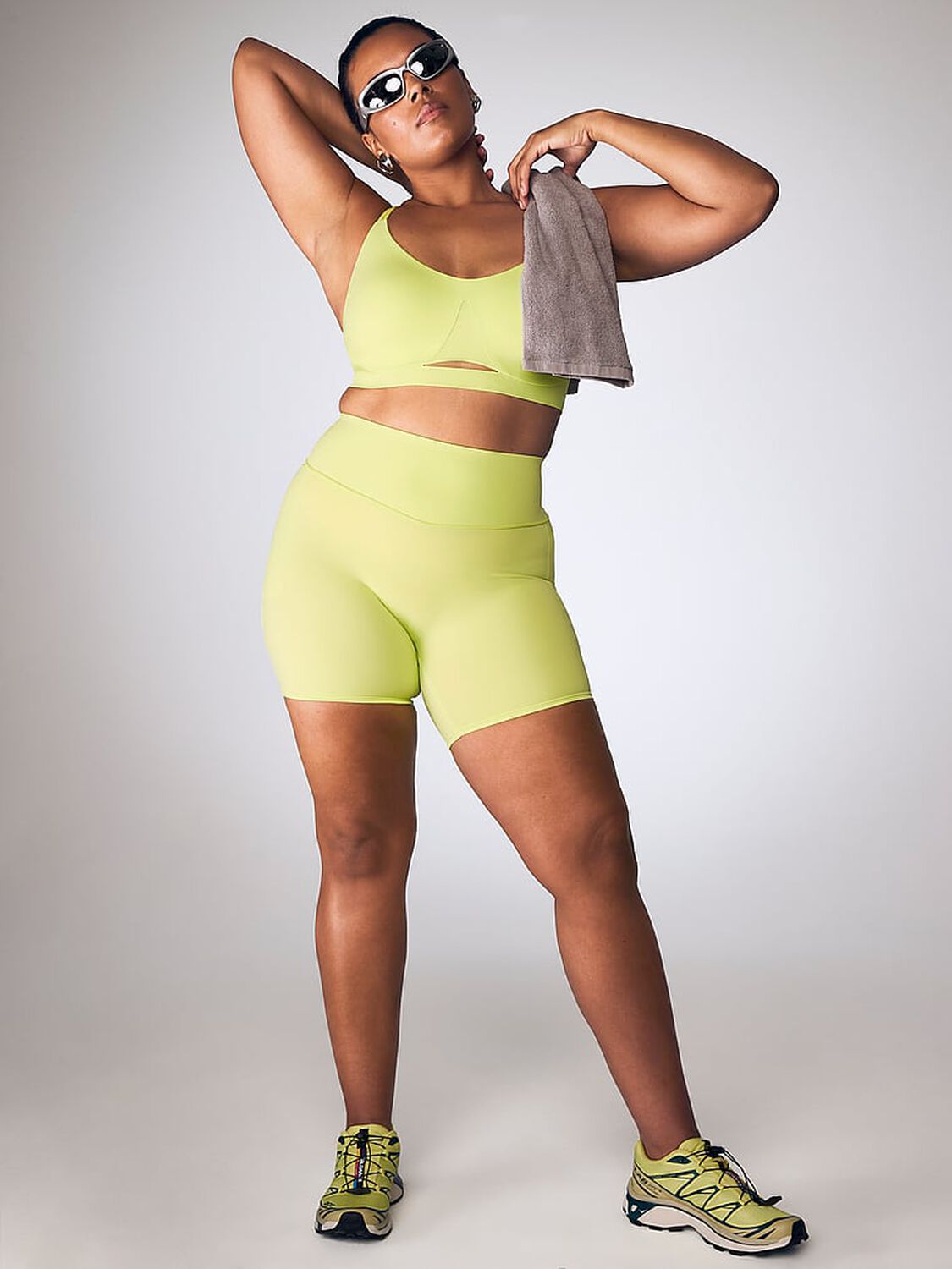 vs Vsx VSX Elevate™ Strappy-Comfort Sports Bra 4 of 4 