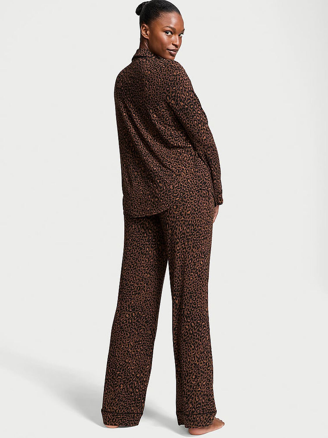 vs Victoria's Secret Modal Long Pajama Set Ganache Glam Leopard 2 of 4 