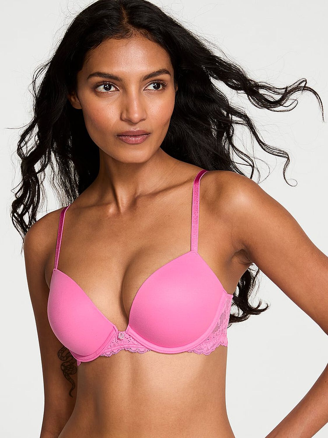 vs Dream Angels Smooth & Lace Push-Up Bra Rose Garden 1 of 3 