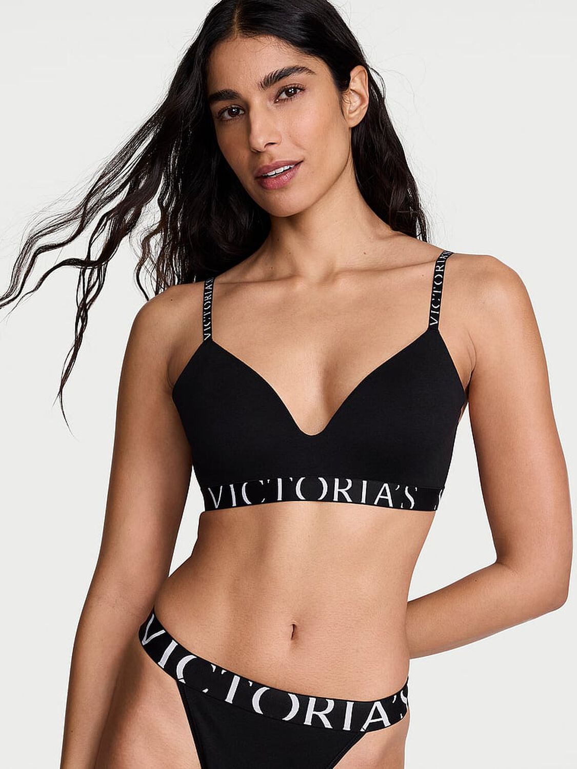 vs The T-Shirt Cotton Exploded Logo Lightly Lined Wireless Bra Black 1 of 3 