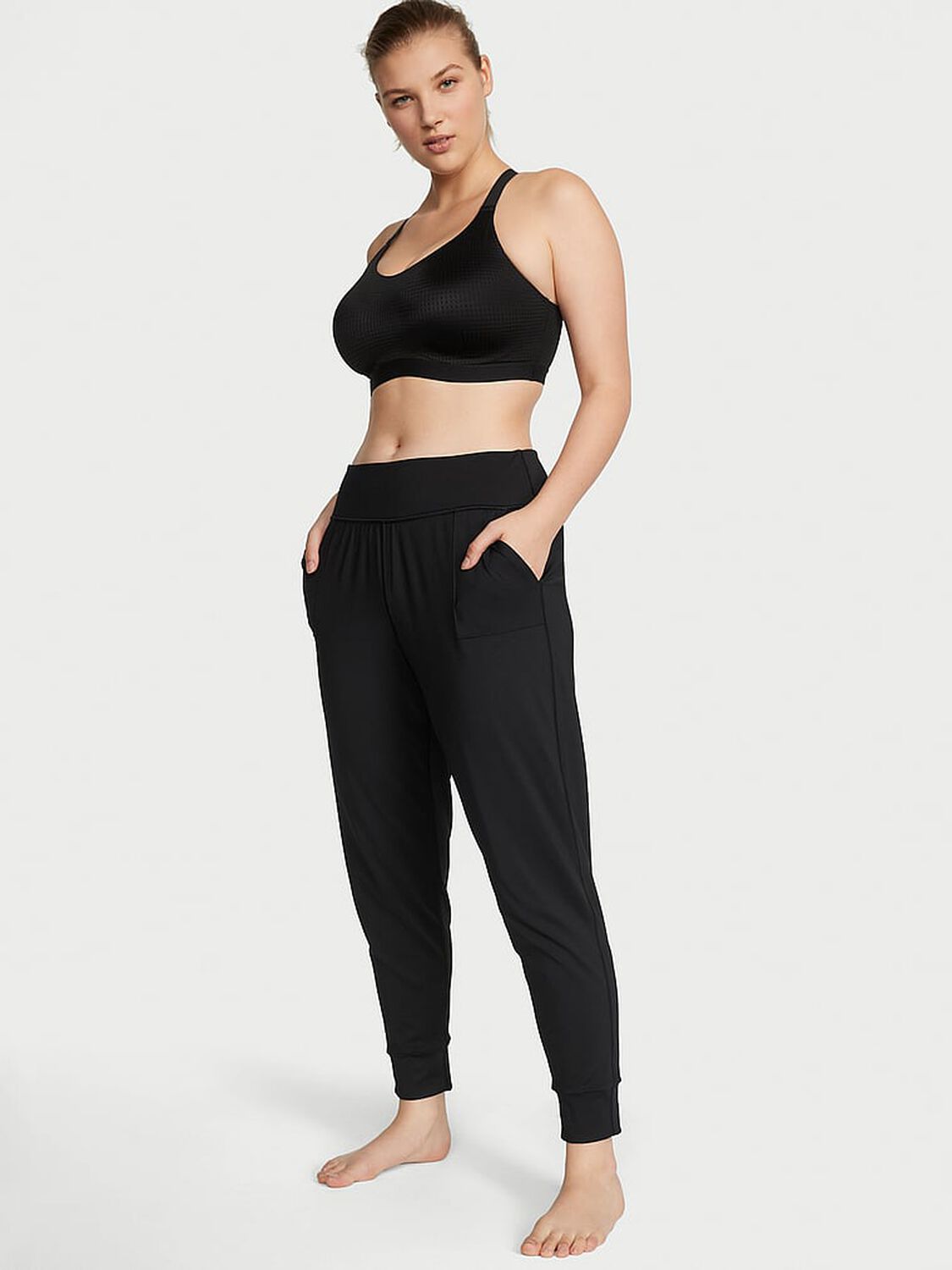 vs Vsx Lightweight Mesh Sports Bra Black 4 of 4 