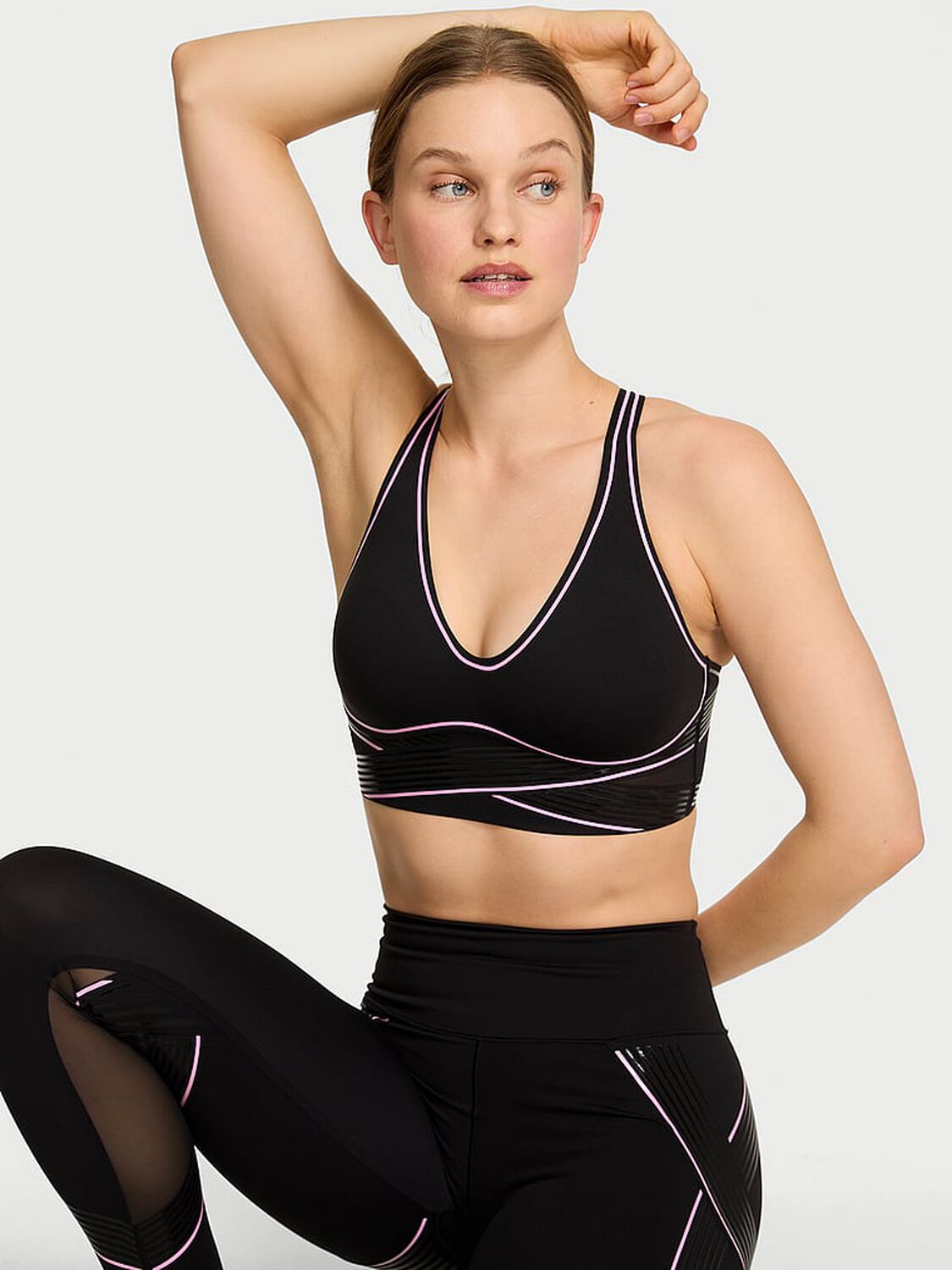 vs Vsx VSX Elevate&trade; Refined Contours Plunge Bra Black & Pink 1 of 4 