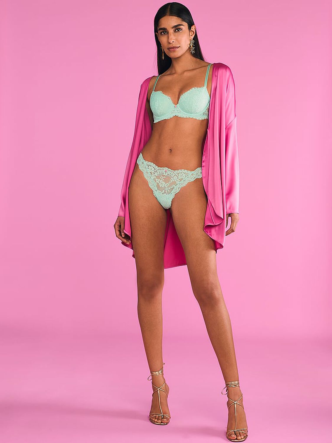 vs Dream Angels Lace Lightly Lined Classic Coverage Demi Bra Waterfall 4 of 4 