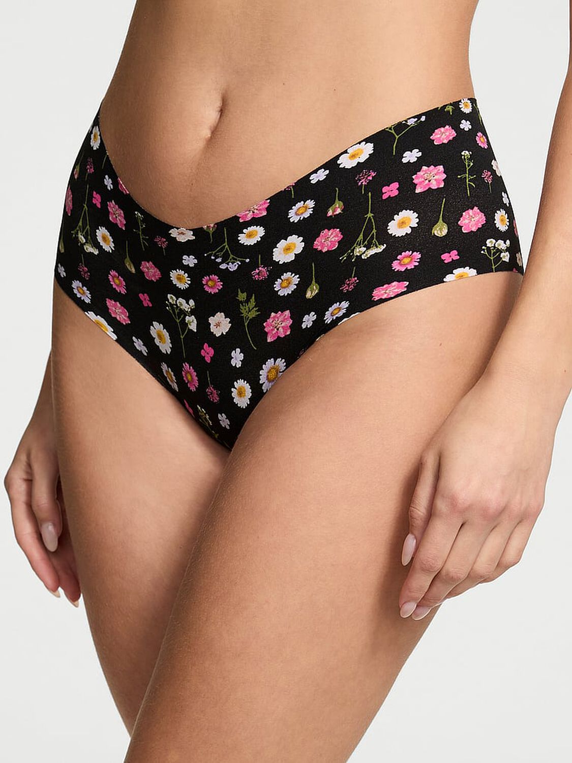 vs No-Show No-Show Cheeky Panty Black Pressed Floral 1 of 3 