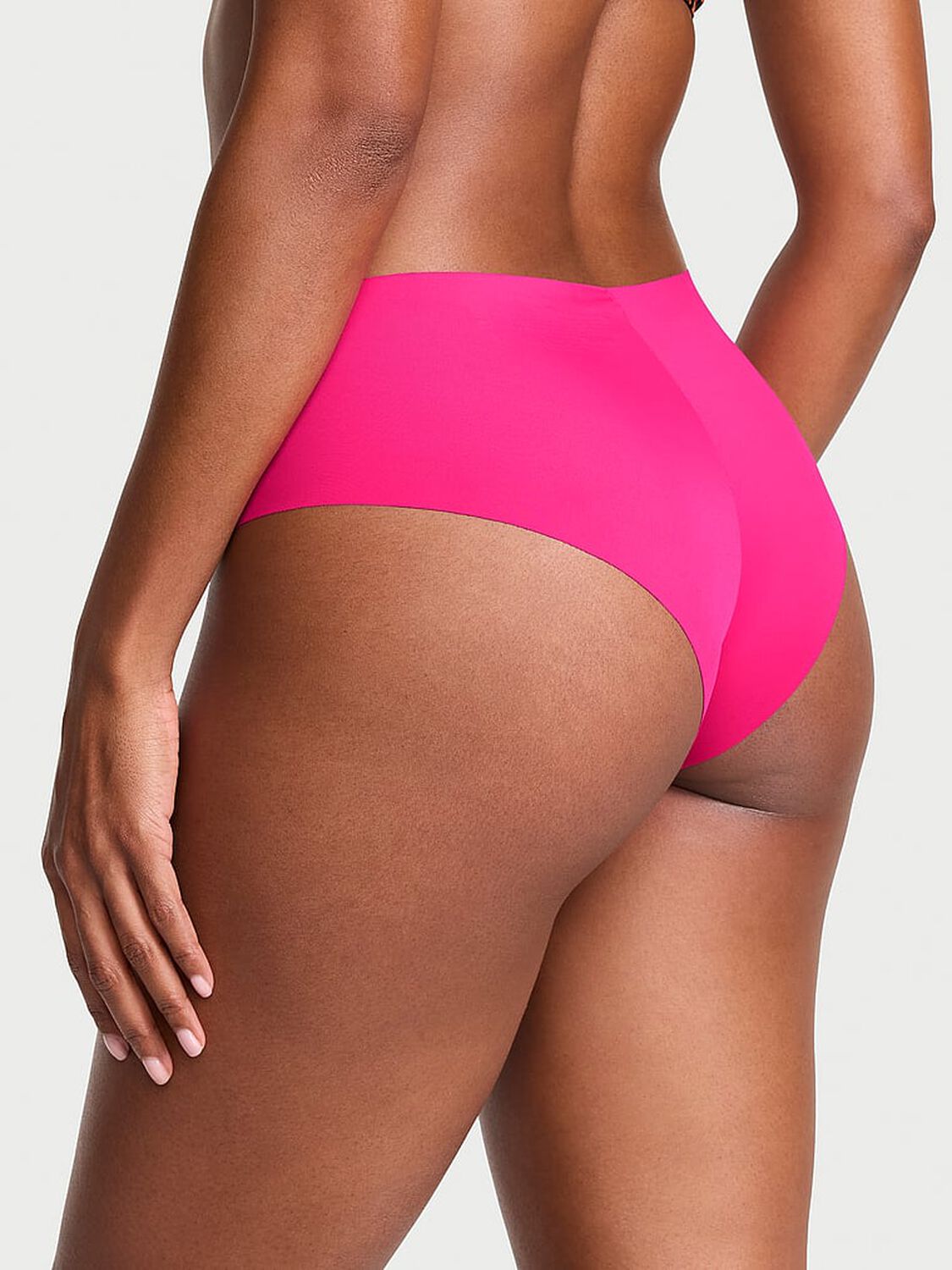 vs No-Show No-Show Heart Cut-Out Cheeky Panty Pop Pink 2 of 3 