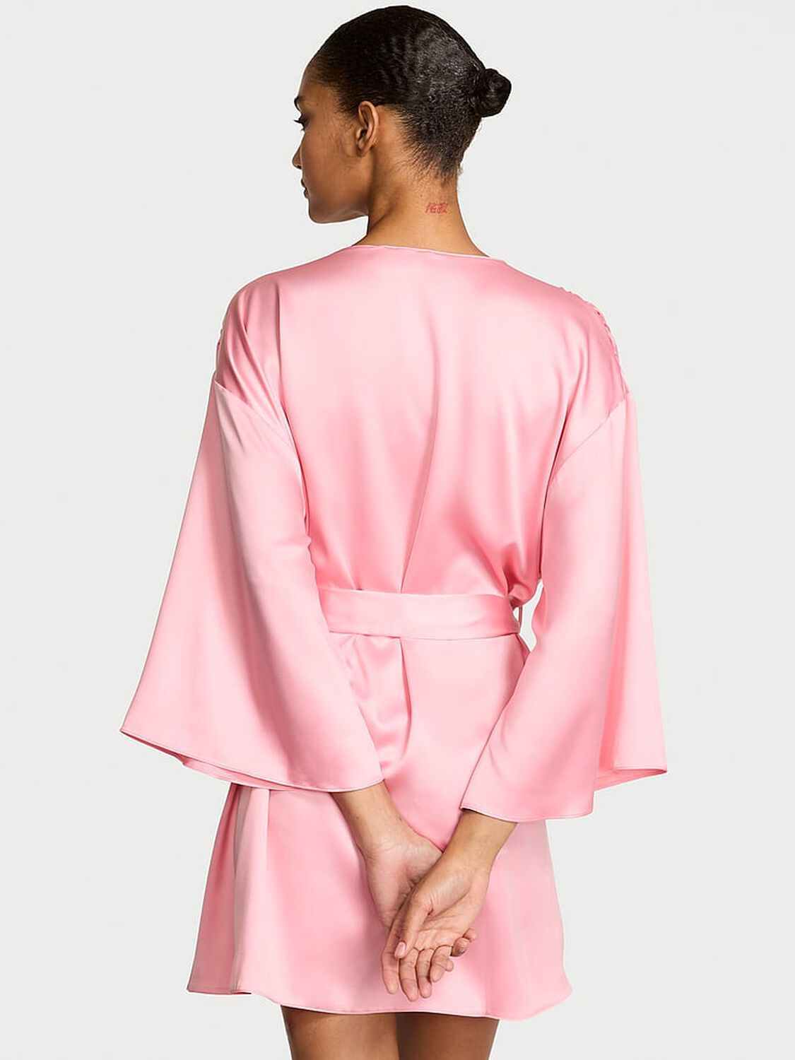 vs Dream Angels Twinkle Heart Satin Short Robe Petal Pink 2 of 4 