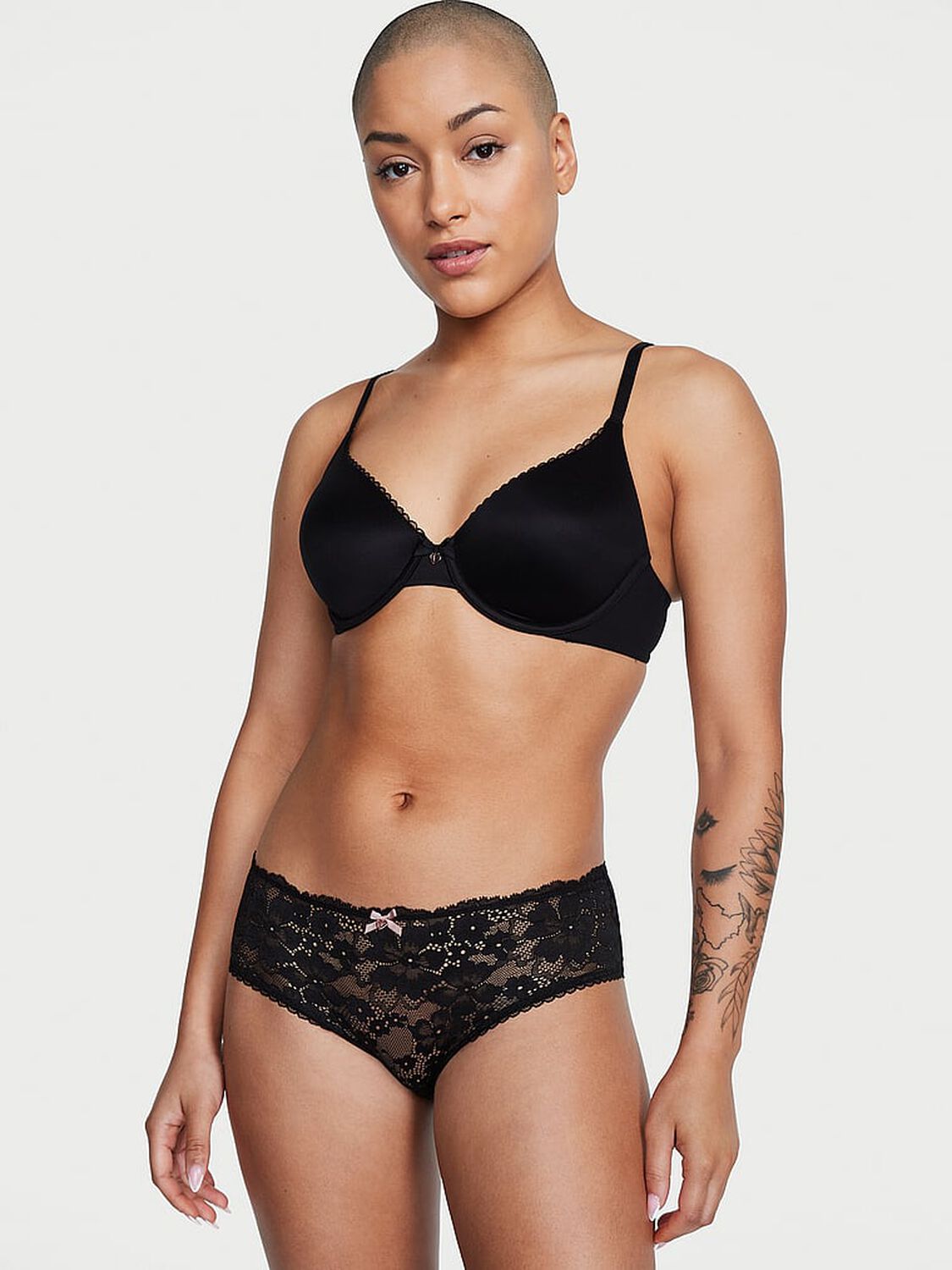 vs Body By Victoria Lightly Lined Full-Coverage Smooth Bra Black 4 of 4 