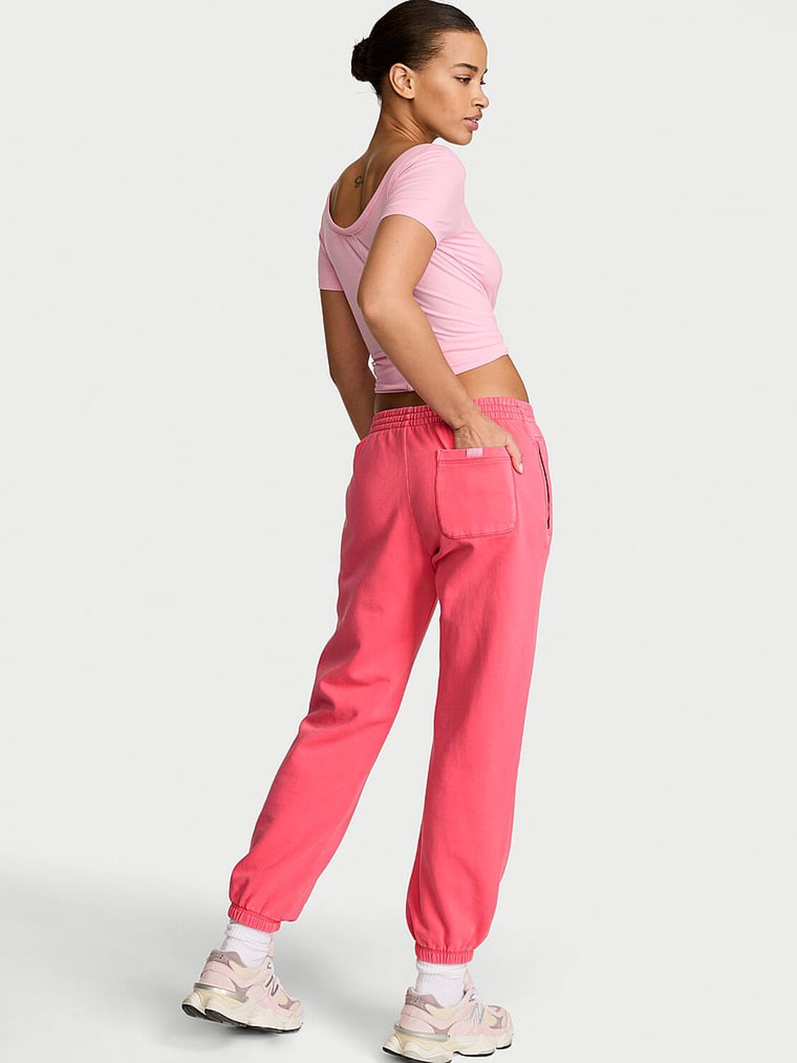 vs Angel Essentials Off-Duty Fleece Jogger Sweatpant Poppy 2 of 3 