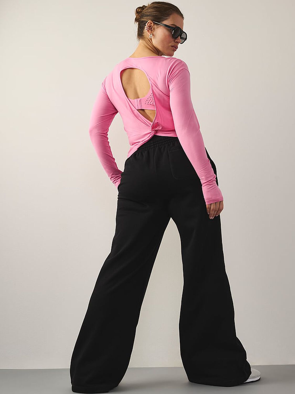 vs Vsx VSX Drapey Knit Long-Sleeve Open-Back Tee Pink Sugar 4 of 4 