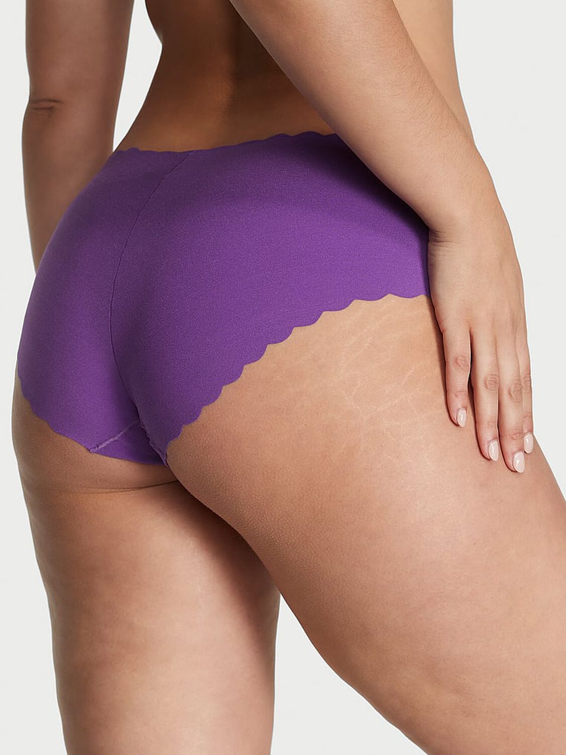 vs No-Show No-Show Hiphugger Panty Violetta 2 of 3 