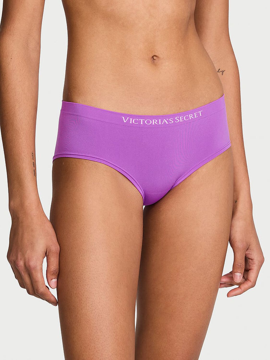 vs Seamless Seamless Hiphugger Panty 1 of 3 