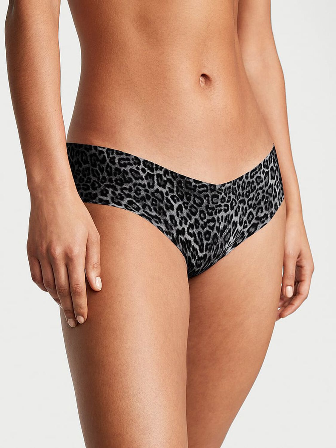 vs No-Show No-Show Hiphugger Panty 1 of 3 