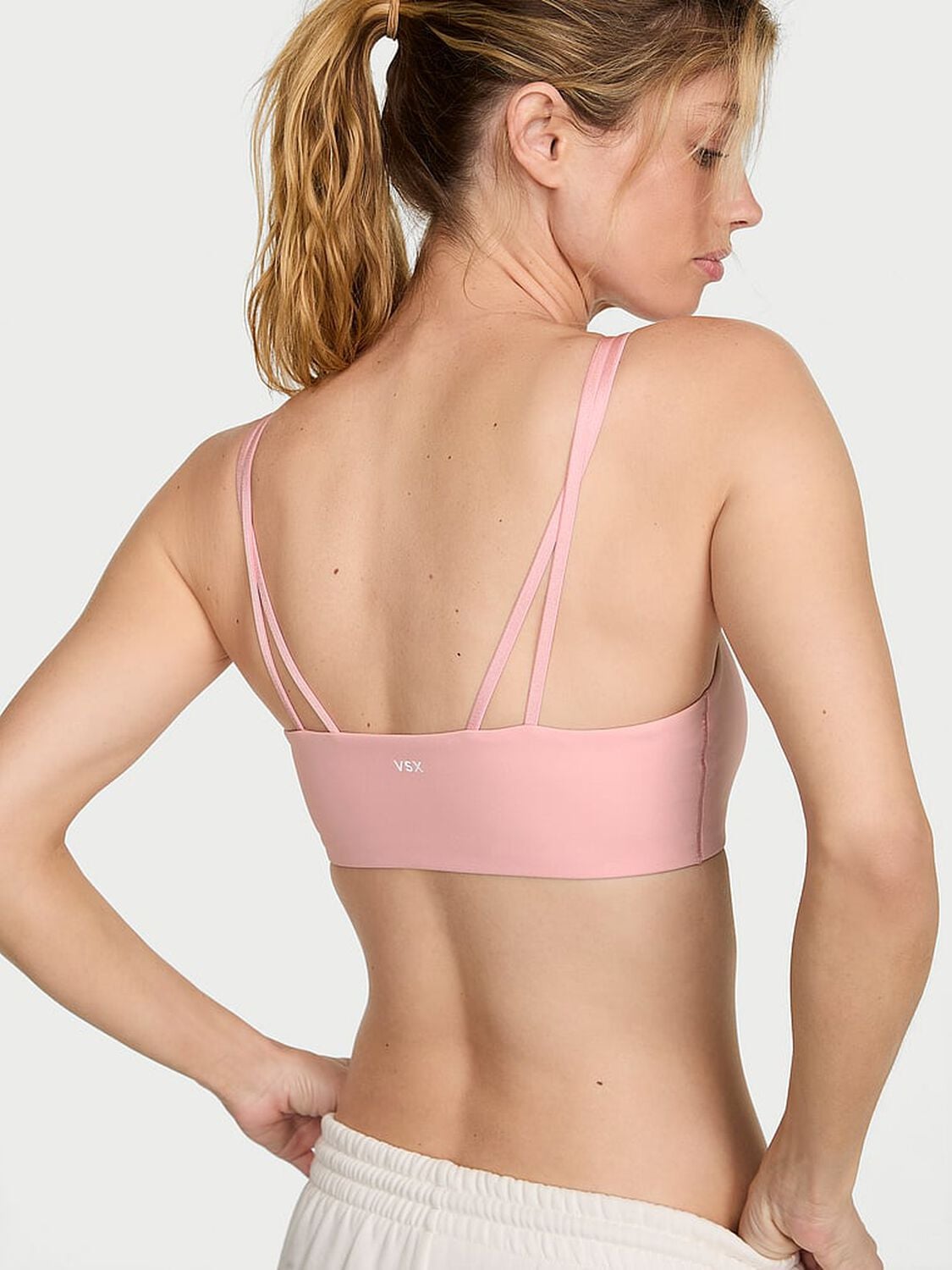 vs Vsx VSX Elevate&trade; Strappy Square-Neck Sports Bra Dusk Pink 2 of 3 