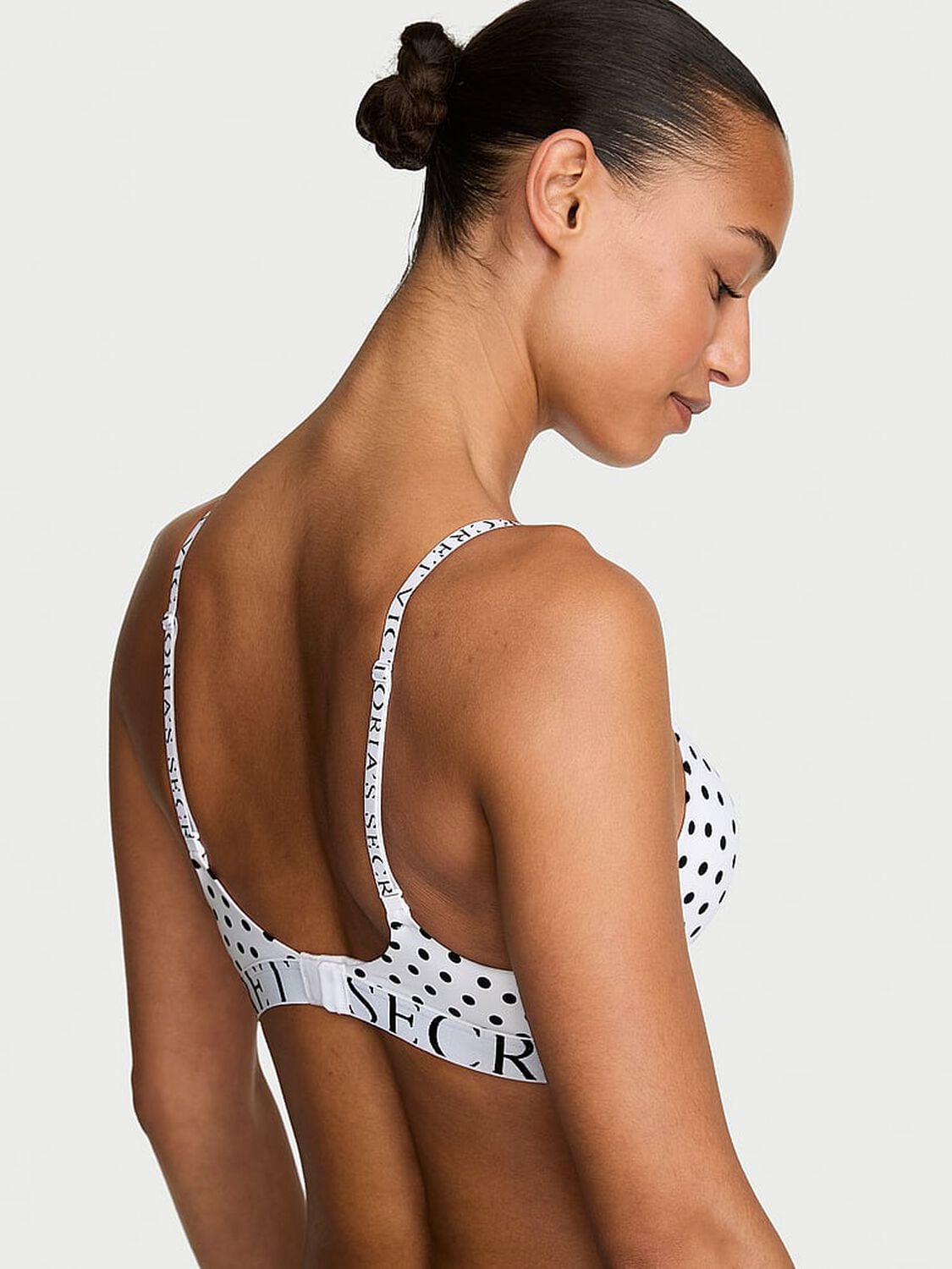 vs The T-Shirt The CoolBra&trade; Lightly Lined Demi White Dots 2 of 3 