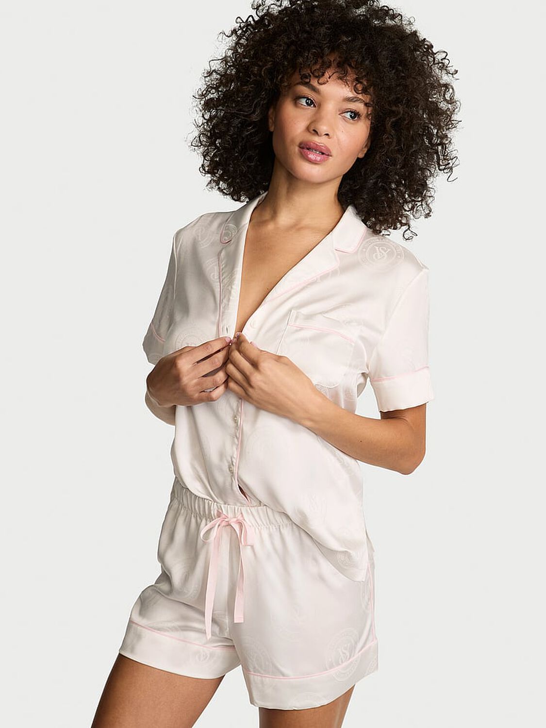 vs Victoria's Secret Signature Satin Short Pajama Set Coconut White 1 of 2 