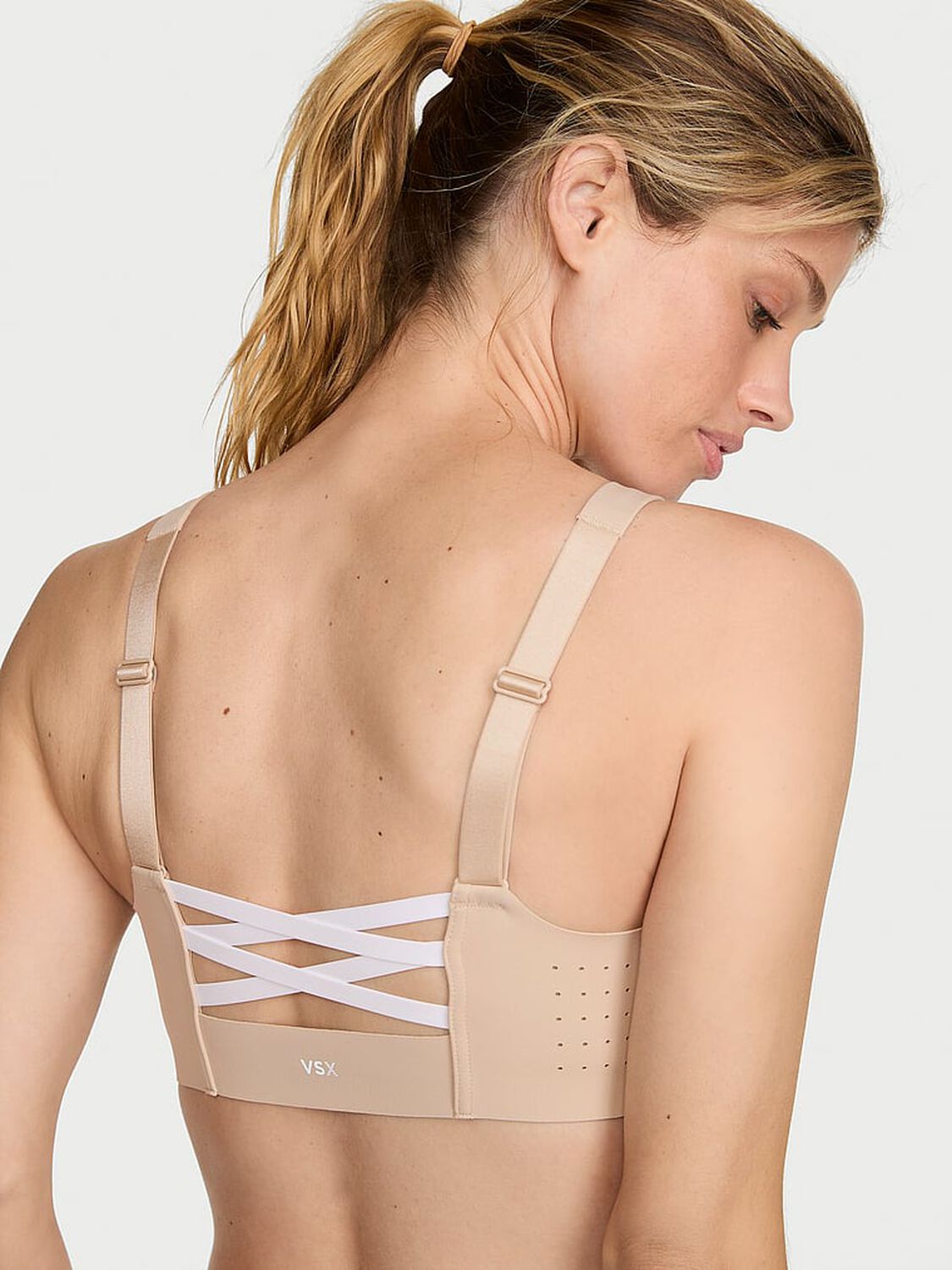 vs Vsx Featherweight Max&trade; Front-Close Sports Bra 2 of 3 