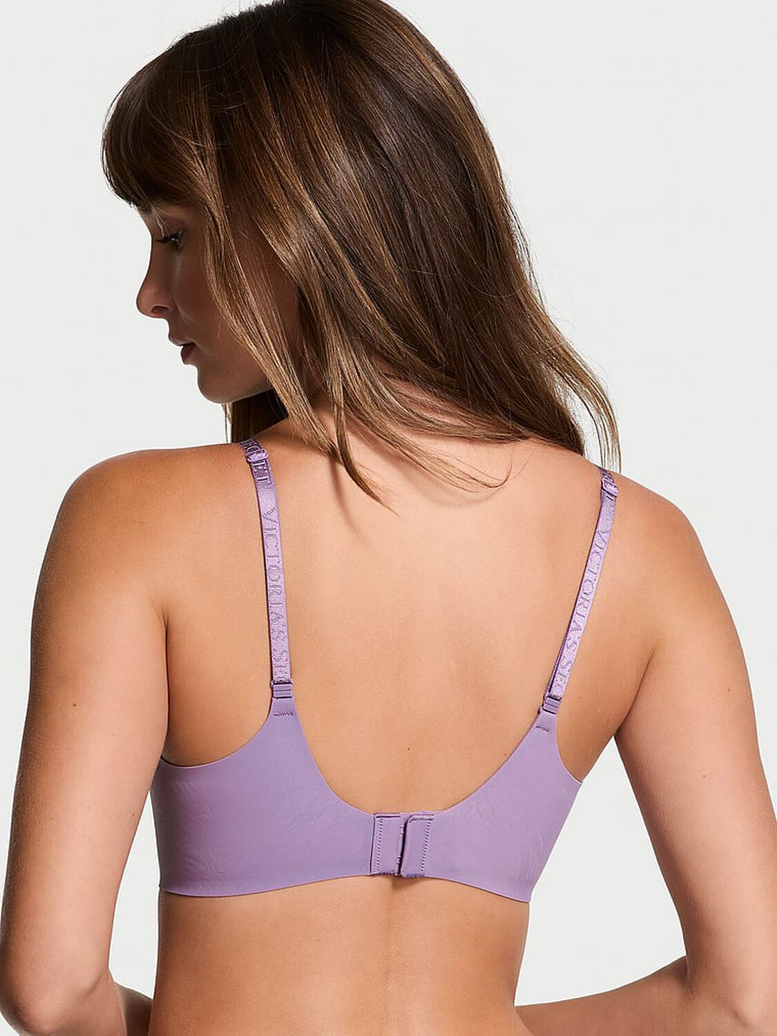 vs The T-Shirt Lightly Lined Wireless Comfort Bra Frozen Plum 2 of 3 