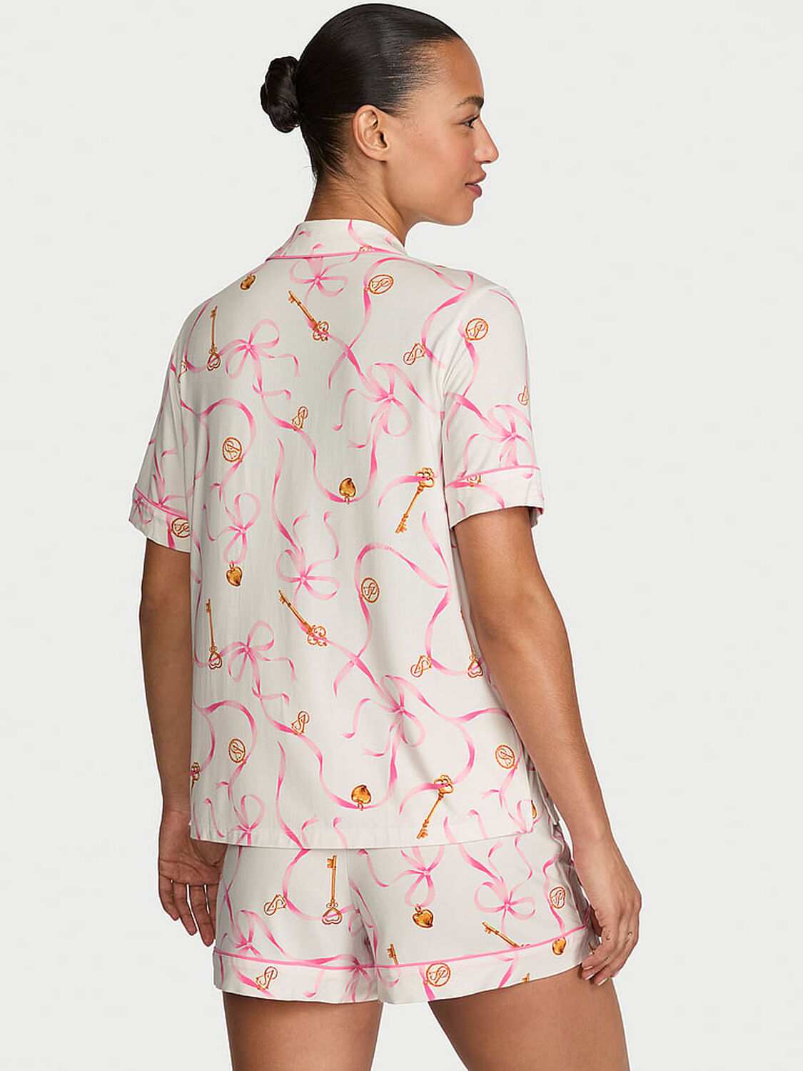 vs Victoria's Secret SoSoft&trade; Modal Short Pajama Set Bows And Keys 2 of 3 
