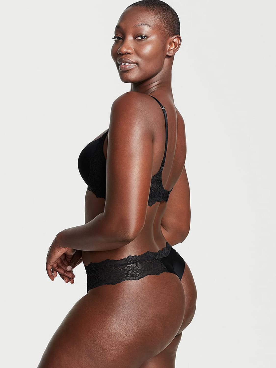 vs Dream Angels Lace Trim Thong Panty 2 of 3 