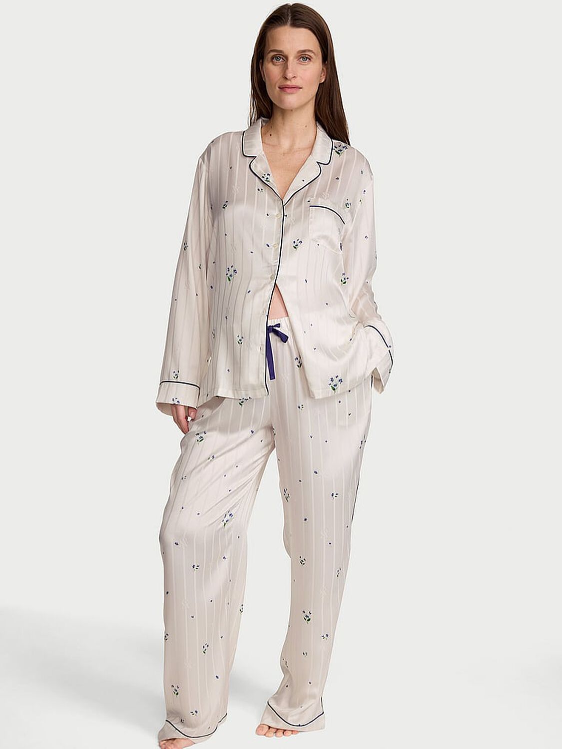 vs Victoria's Secret Signature Satin Long Pajama Set Coconut White Floral 1 of 2 