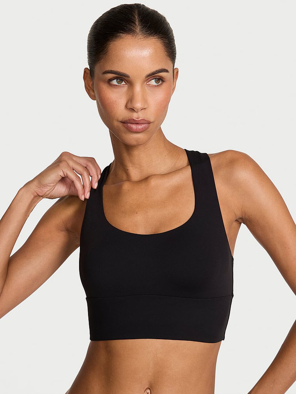 vs Vsx VSX Elevate™ Tuxedo Shine Longline Sports Bra Black 1 of 3 
