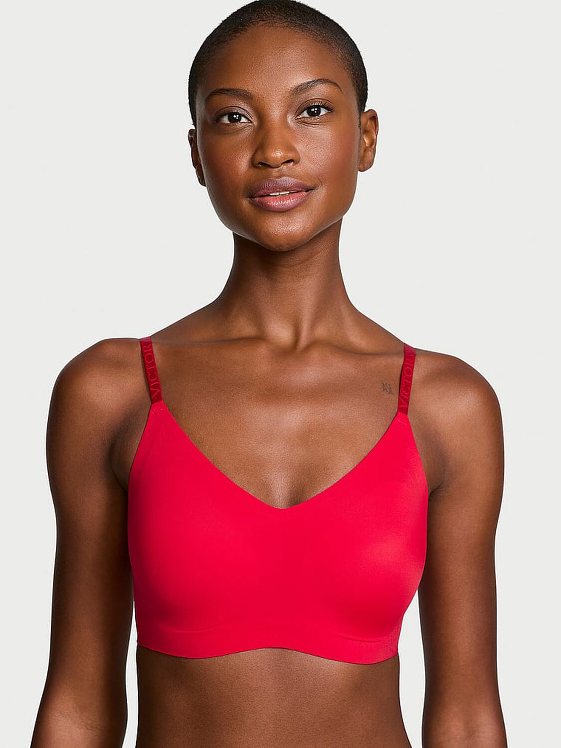 vs The T-Shirt Lightly Lined Wireless Comfort Bra Lipstick 1 of 3 