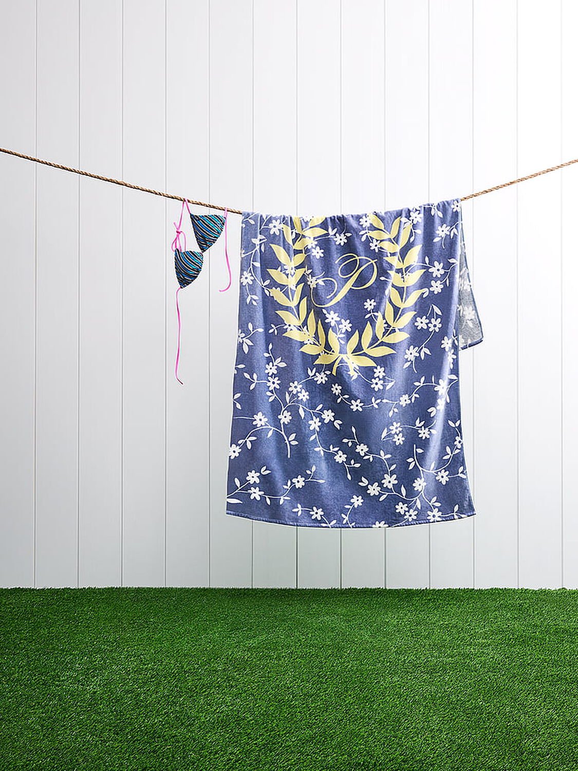 vs Victoria's Secret Oversized Beach Towel Striped 1 of 3 