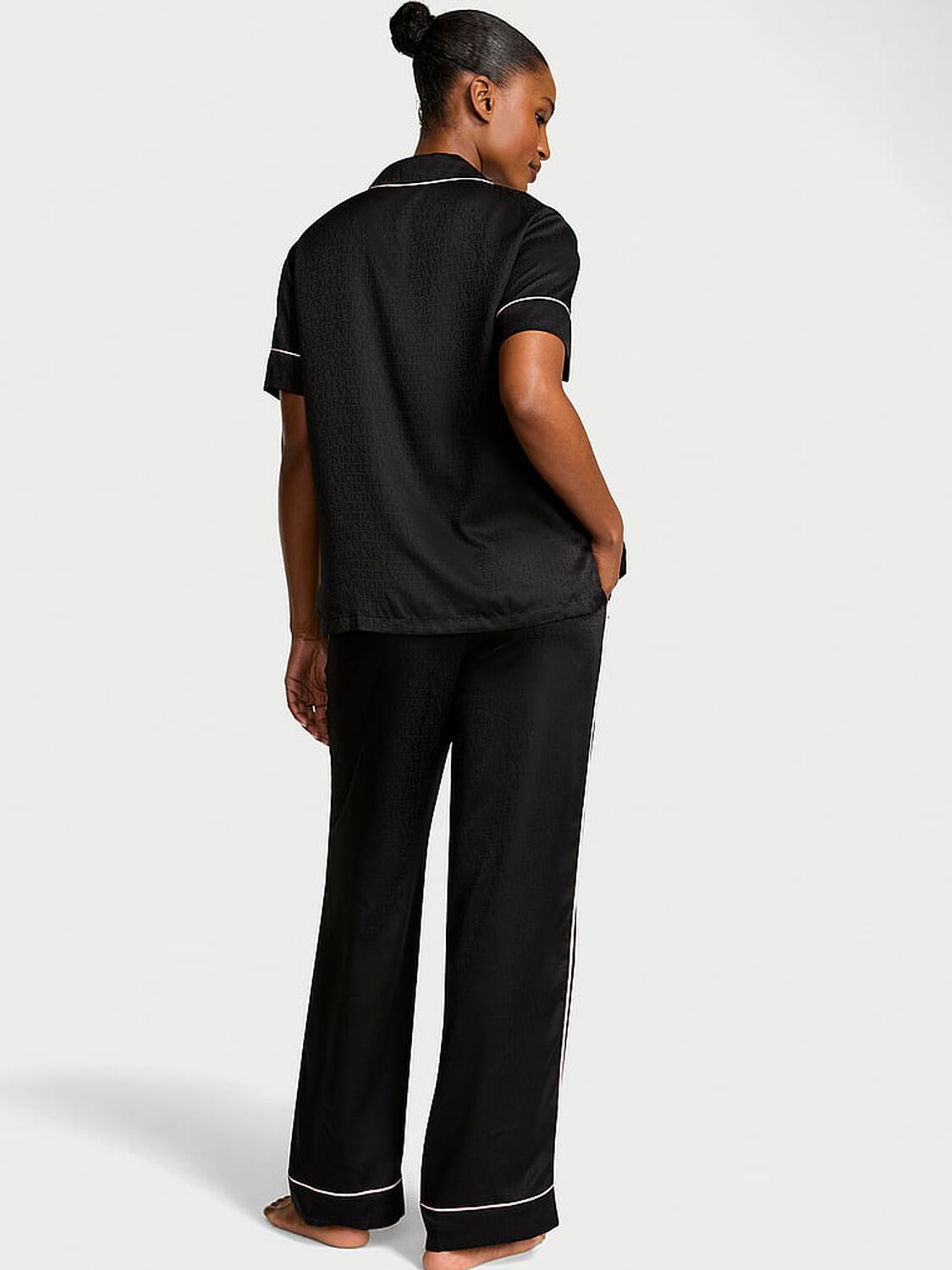 vs Victoria's Secret Glazed Satin Short-Sleeve Long Pajama Set Black 2 of 3 